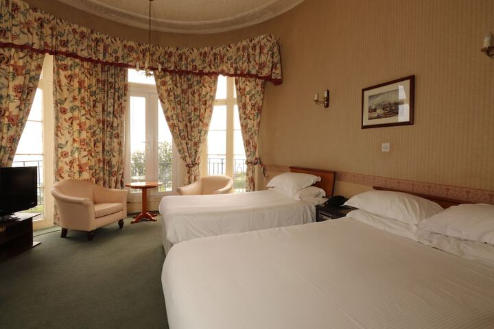 Room 17 of 95