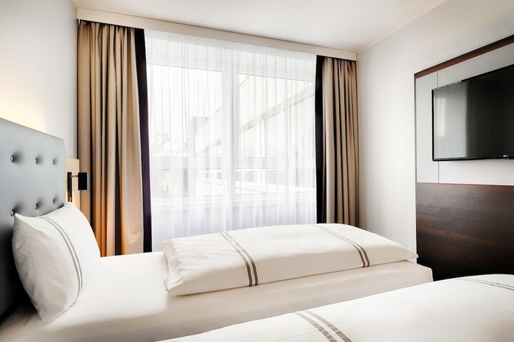 Room 18 of 51