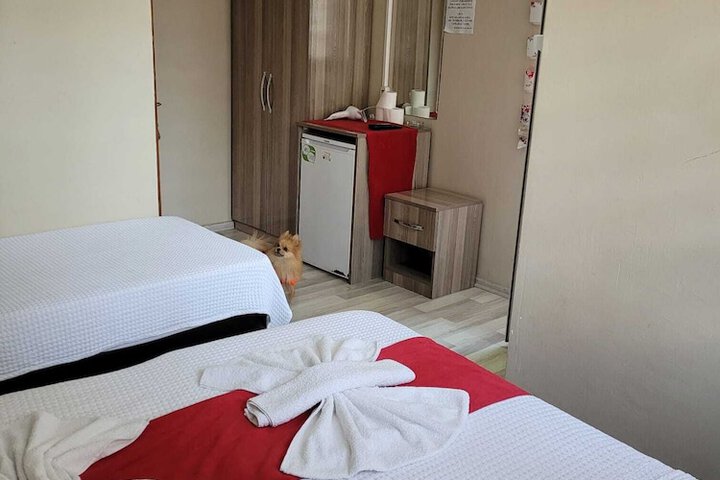 Room 10 of 30