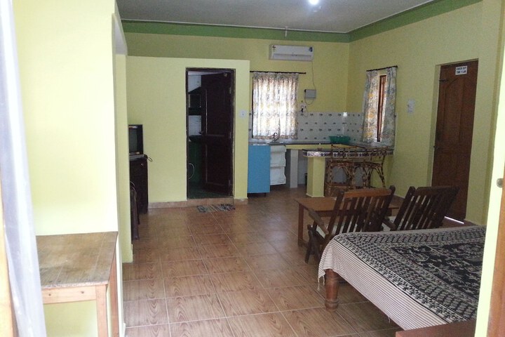 Room 5 of 31