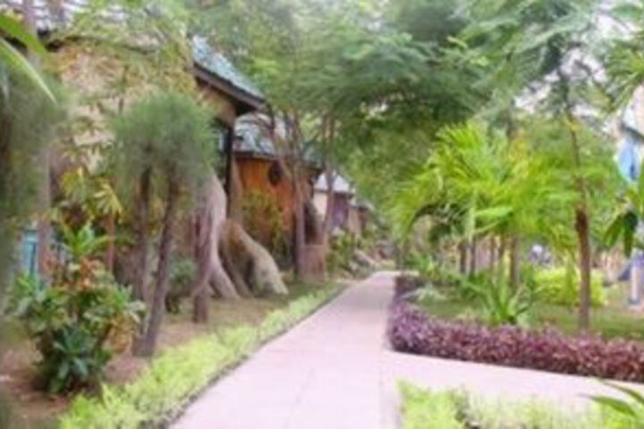Property Grounds 17 of 25