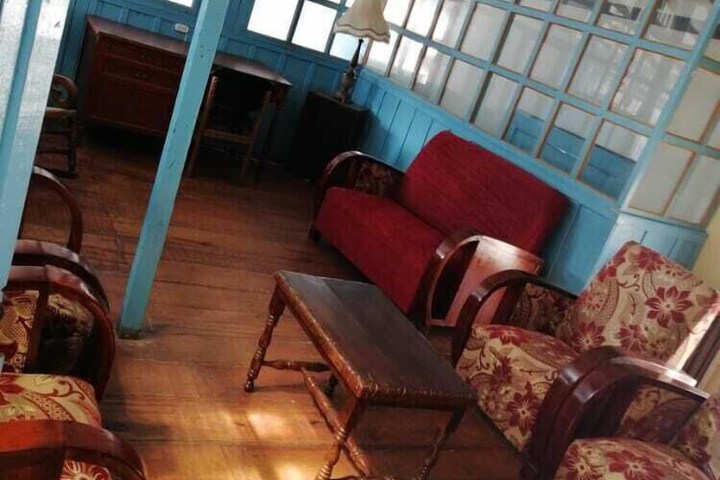 Room 24 of 33