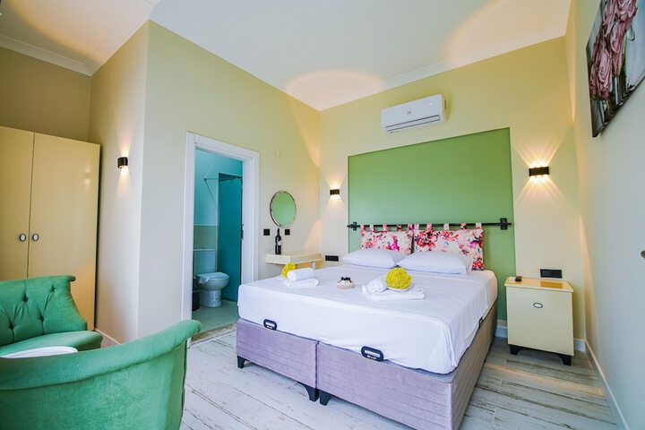 Room 29 of 61