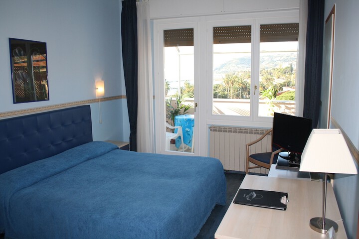 Room 3 of 23