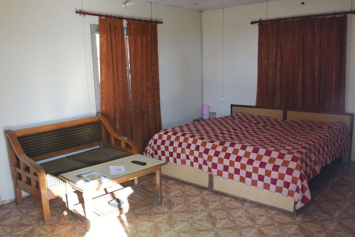 Room 2 of 14