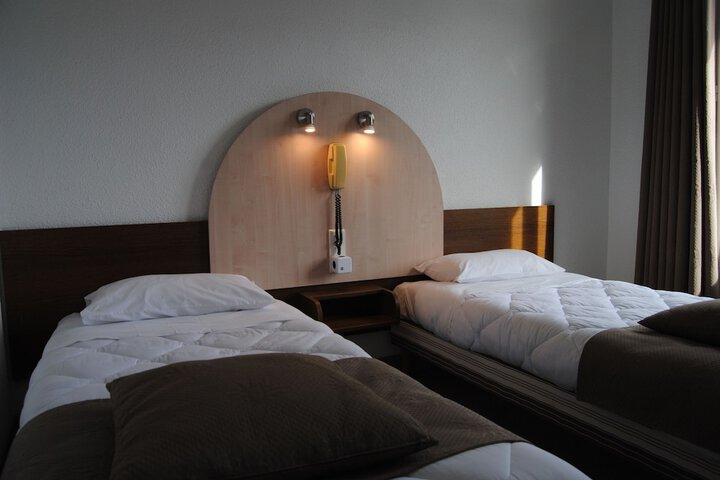 Room 22 of 58