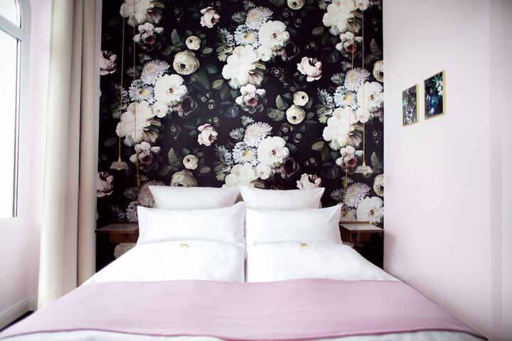 Room 9 of 55