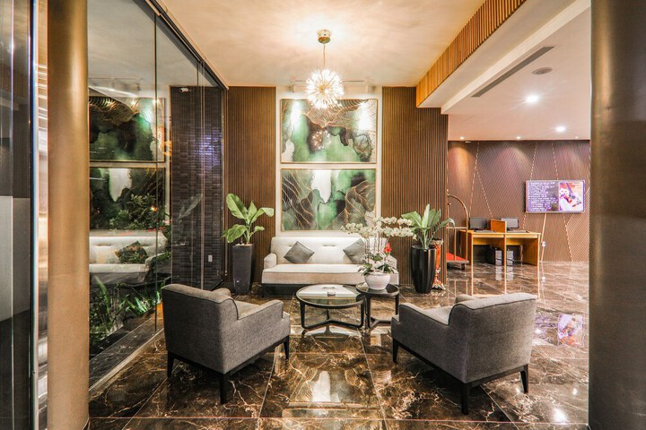 Hotel Interior 9 of 74