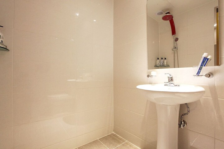 Room 20 of 21