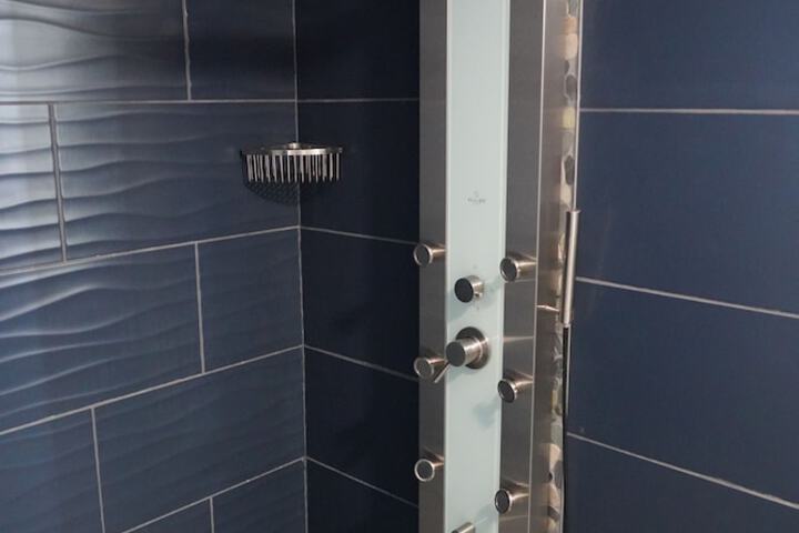 Bathroom shower