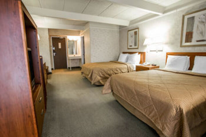 Room 18 of 38