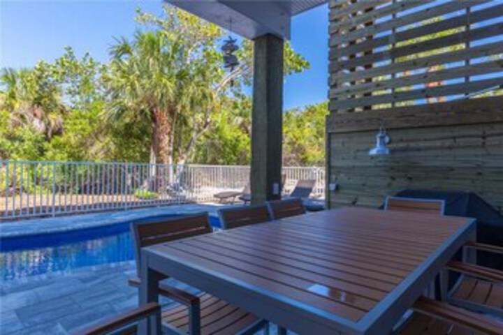 Terrace/Patio 49 of 51