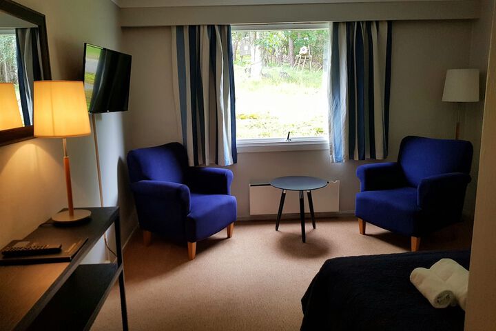 Room 45 of 106