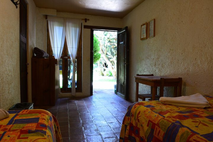 Room 18 of 127