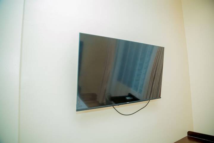 Room 6 of 23