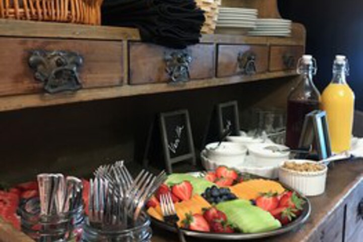 Breakfast/Coffee Service 7 of 47