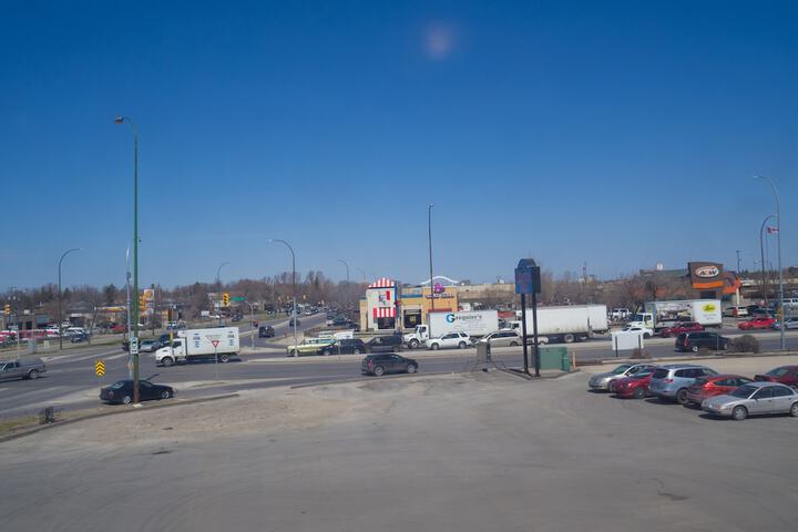 Property Grounds 44 of 48