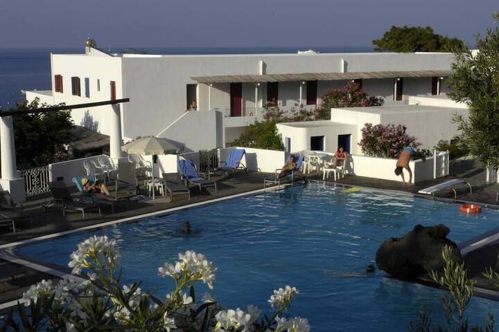 Pool 16 of 48