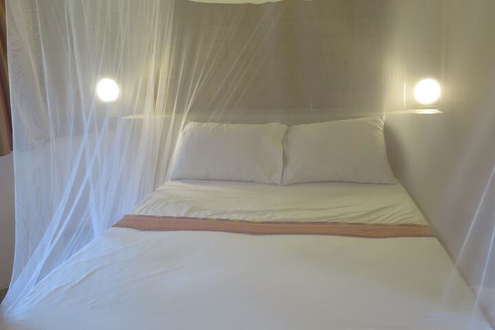 Room 9 of 44