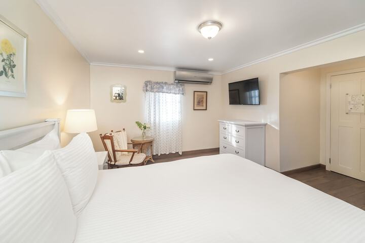 Room 36 of 161