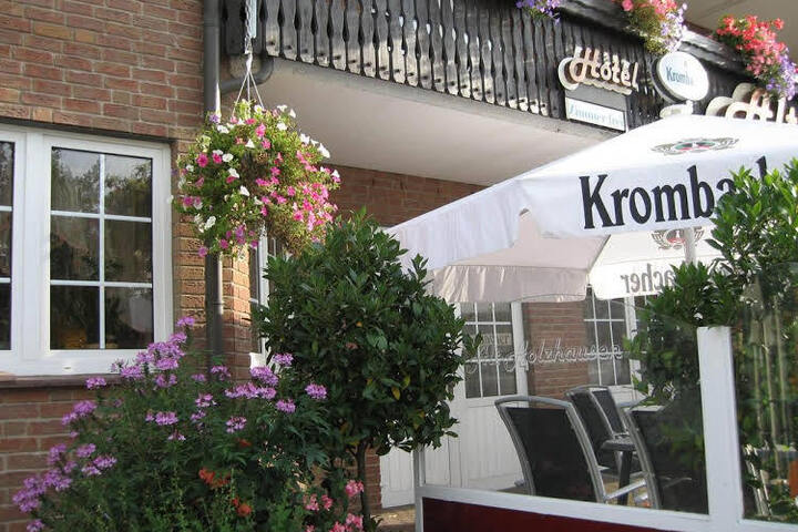 HOTEL ALT HOLZHAUSEN