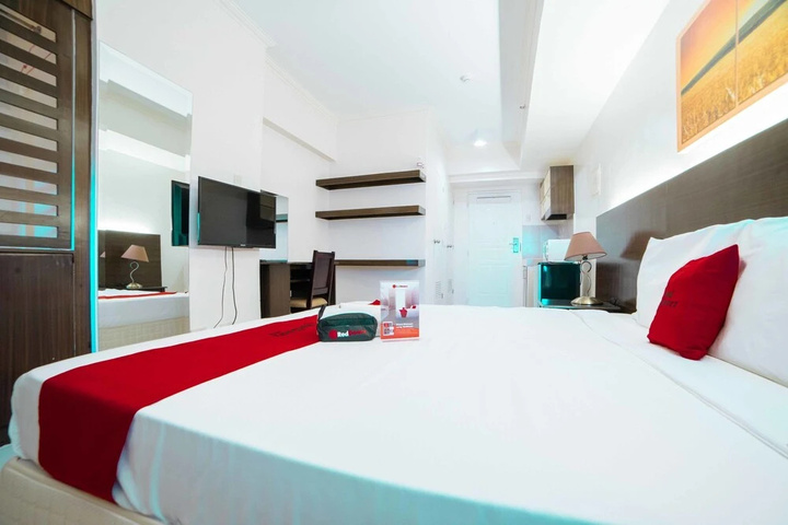 Room 4 of 11