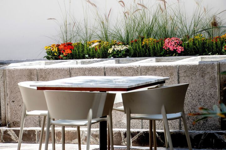 Dining Photos