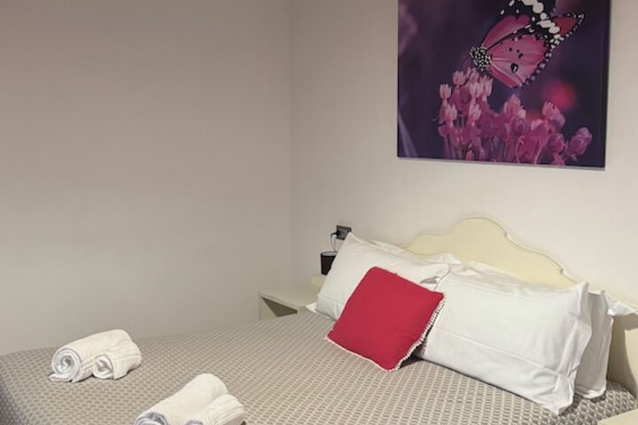 Room 33 of 63