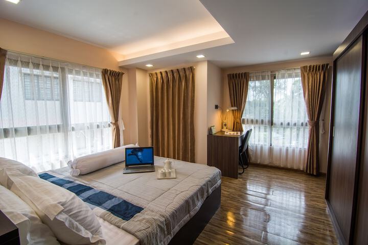 Room 3 of 19