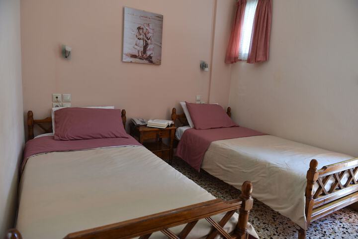 Room 30 of 52