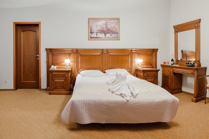 Room 9 of 113