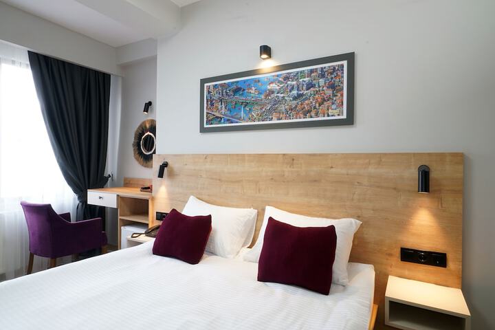 Room 16 of 39