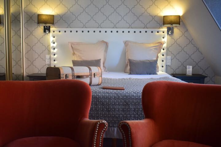 Room 16 of 54