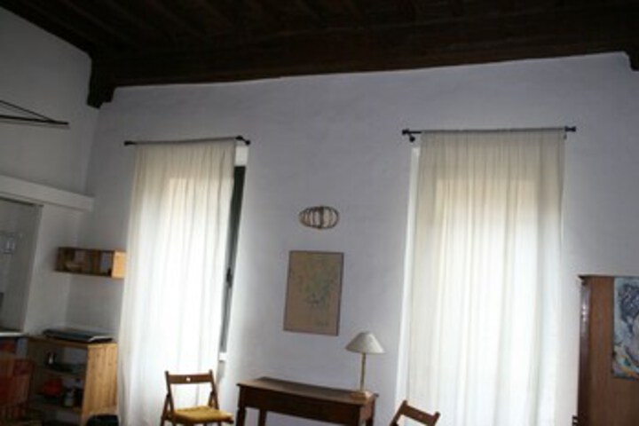 Room 12 of 26