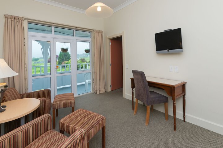 Room 15 of 36