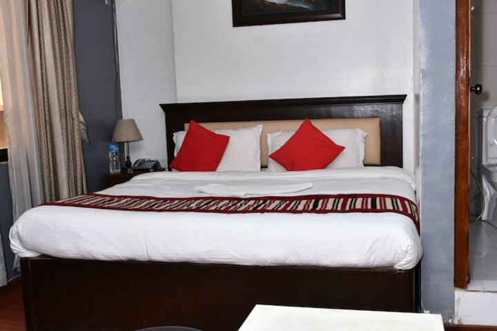 Room 7 of 23