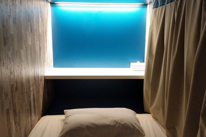 Room 9 of 64