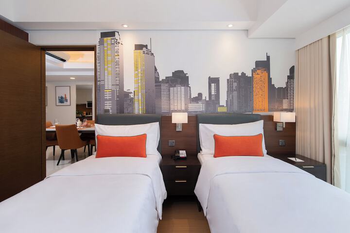 Room 20 of 40