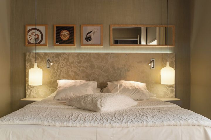 Room 10 of 46