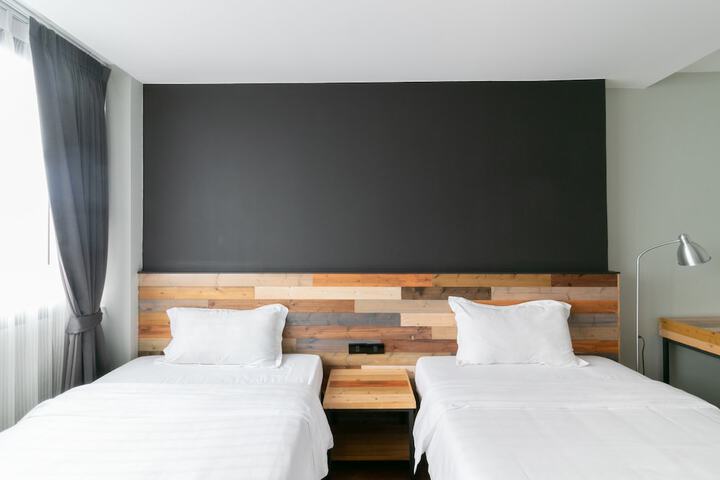 Room 18 of 60