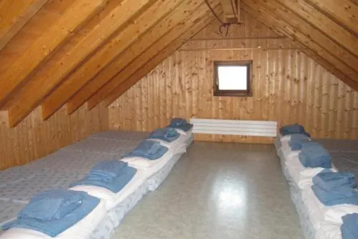 Room 3 of 11