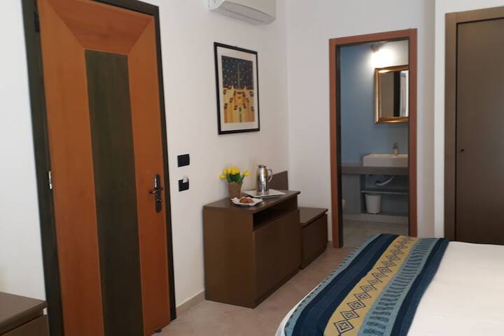 Room 18 of 49