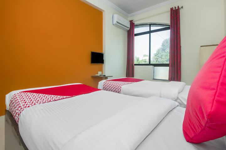 Room 10 of 24