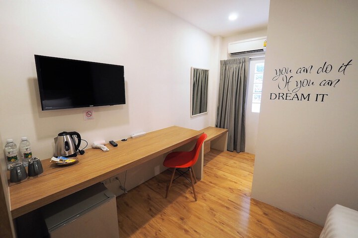 Room 15 of 69