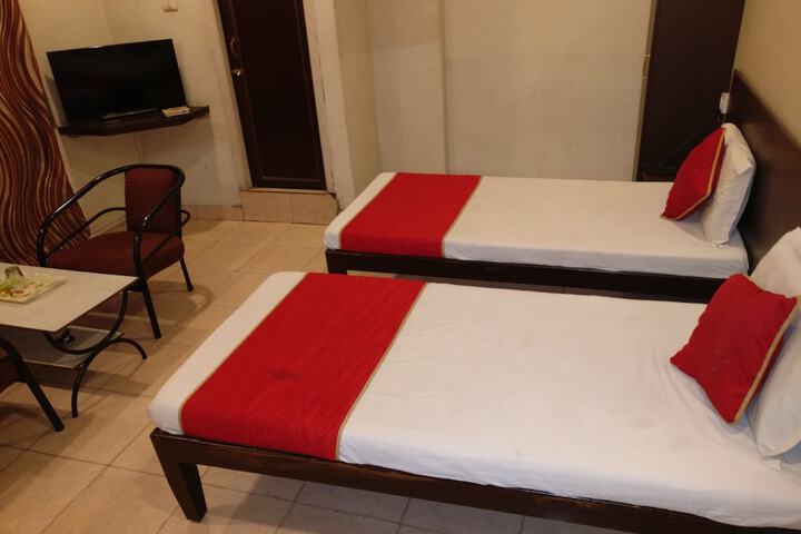Room 3 of 11