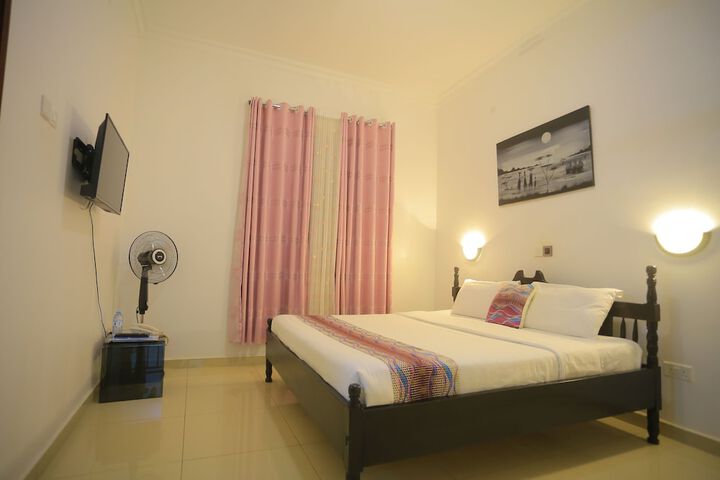 Room 19 of 182