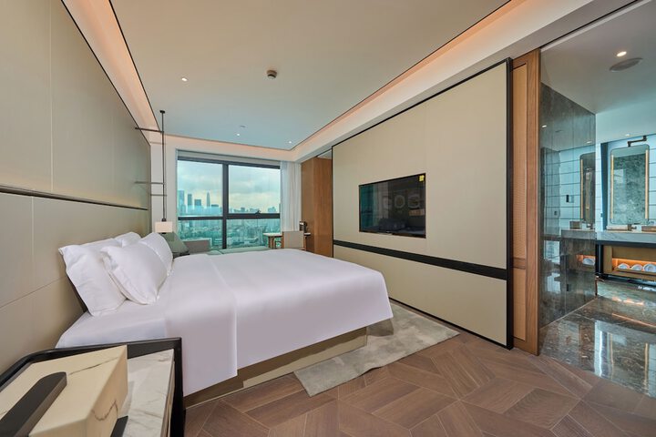 Room 3 of 24