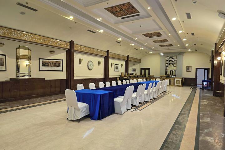 Ballroom/Hall 159 of 165