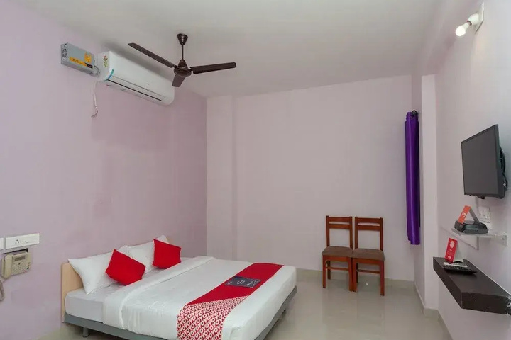 Room 5 of 15