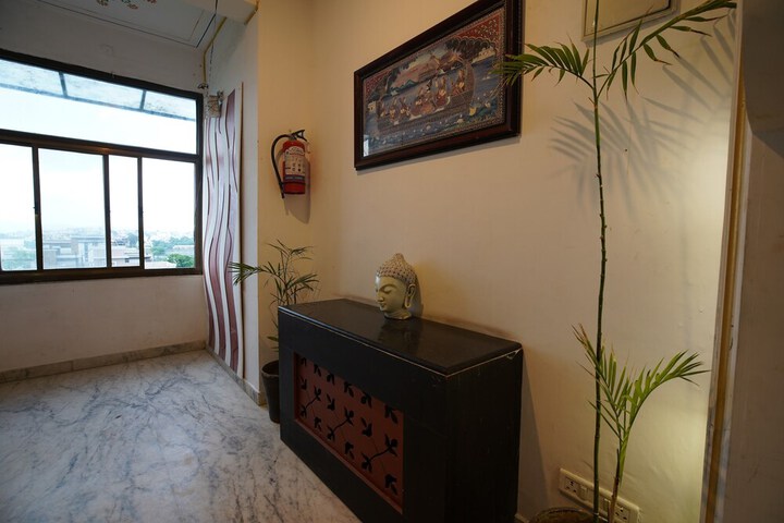 Hotel Interior 5 of 49